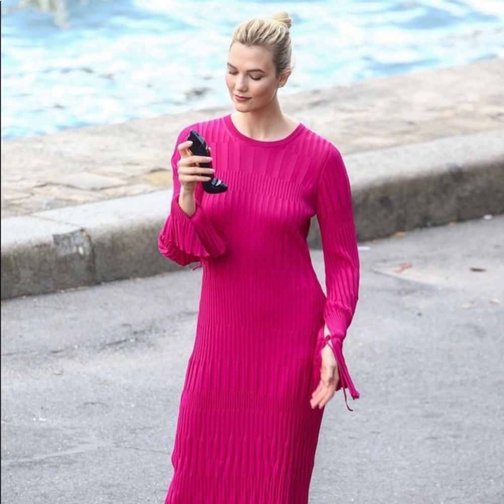 Carolina Herrera pink ribbed dress